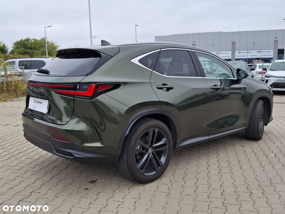 Lexus NX 350h Prestige AWD - 25