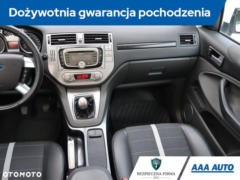 Ford Kuga - 9