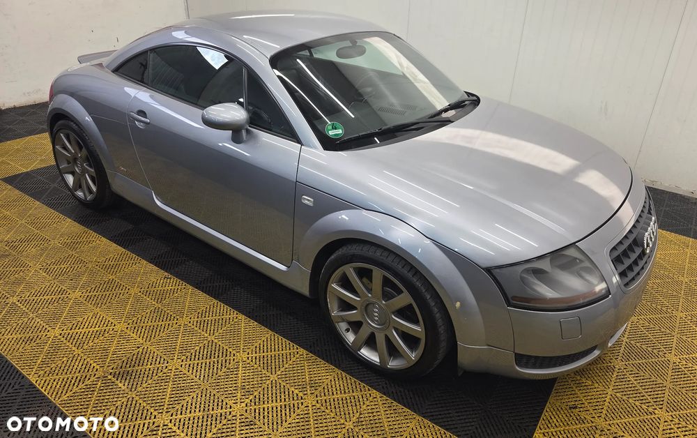 Audi TT Coupé 1.8 T - 1