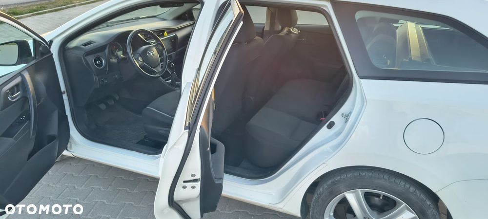 Toyota Auris 1.6 Active - 8