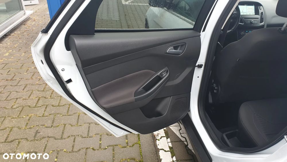 Ford Focus 1.5 EcoBoost STart-Stopp-System Titanium - 14