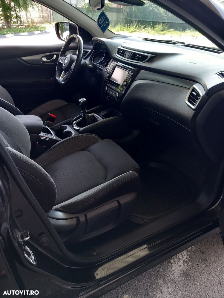 Nissan Qashqai 1.5 DCI N-Connecta - 12