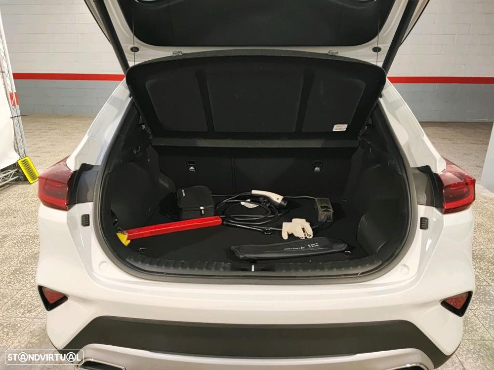 Kia XCeed 1.6 GDi PHEV Tech - 10