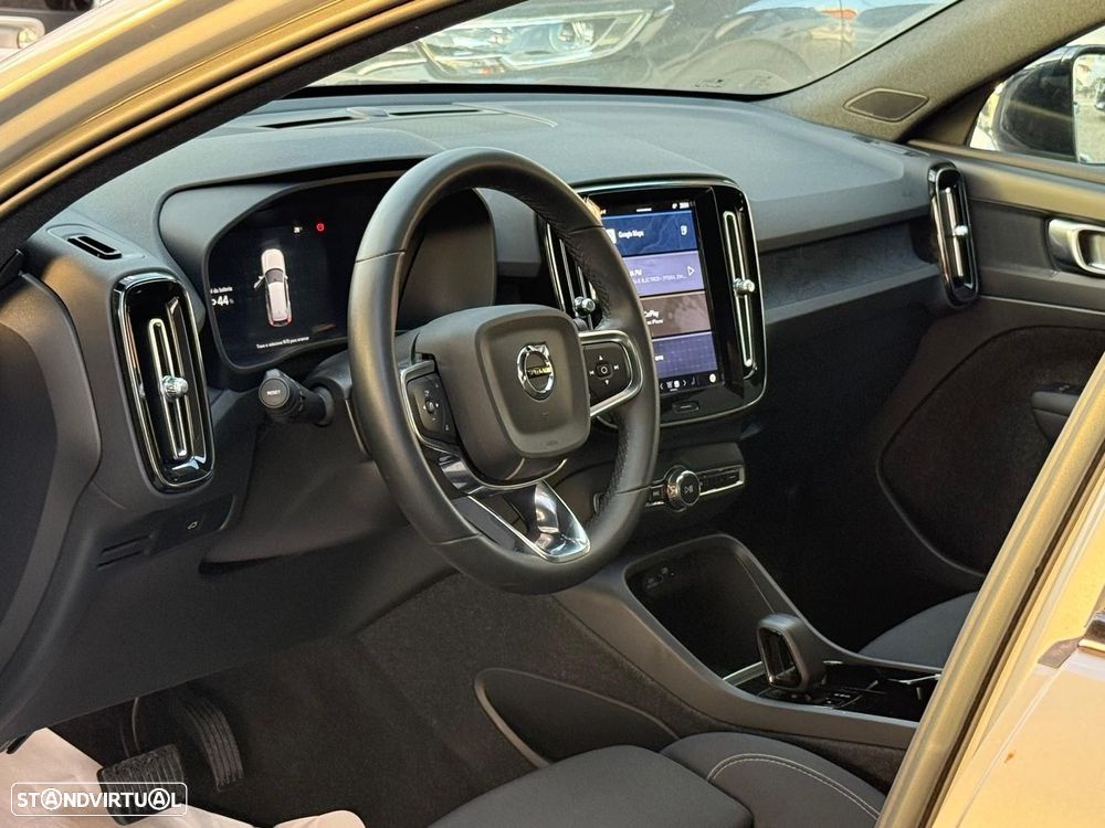 Volvo XC 40 Recharge Core - 7