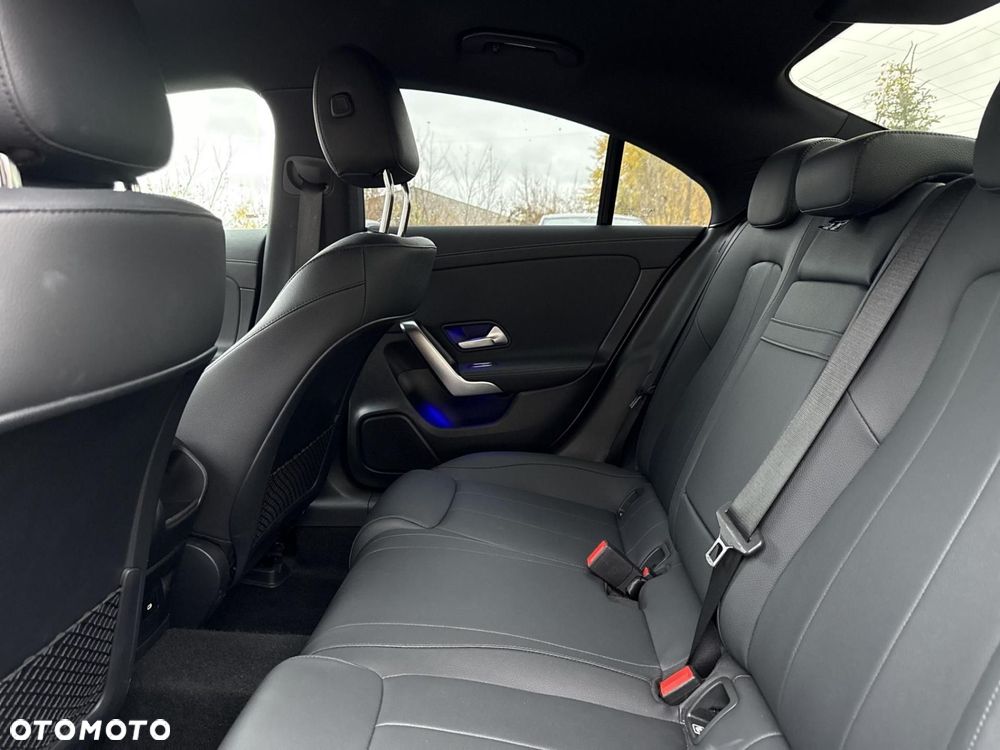 Mercedes-Benz CLA - 14