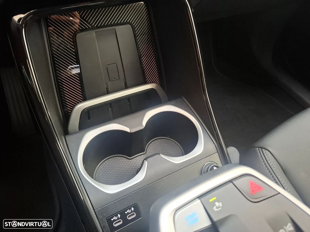 BMW iX1 xDrive30 xLine - 28