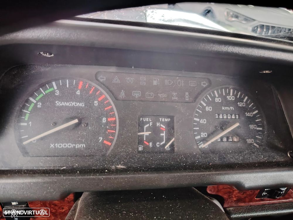 SsangYong Korando Curto Capota Metal - 5