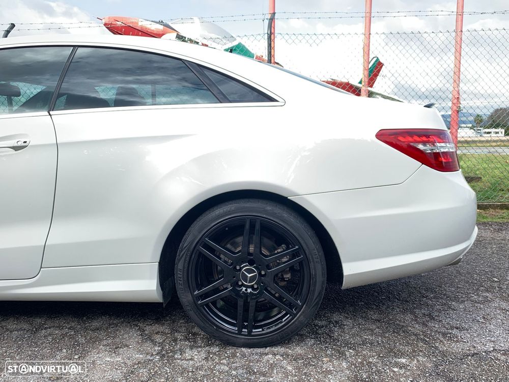 Mercedes-Benz E 220 CDi Avantgarde BlueEfficiency - 21