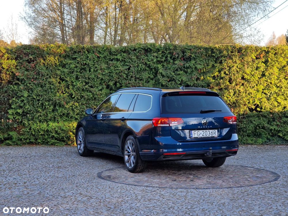 Volkswagen Passat 2.0 TDI SCR DSG Business - 8