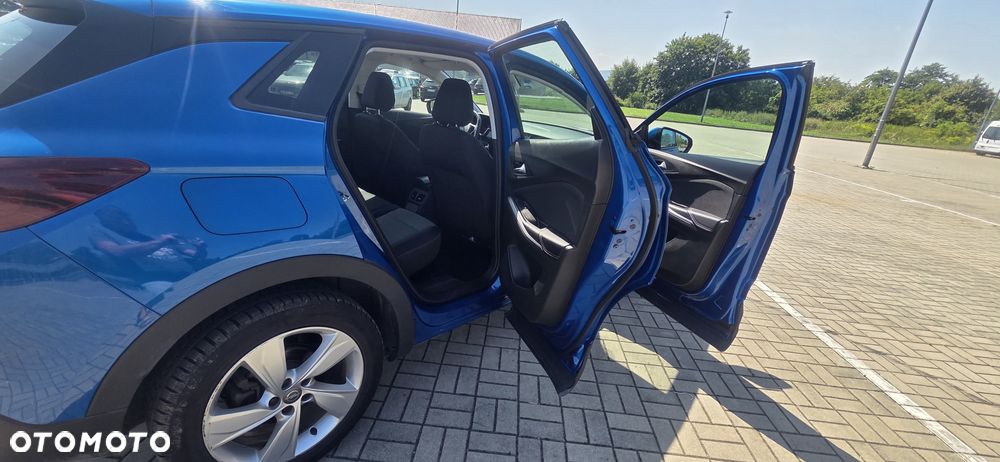 Opel Grandland X 1.2 T GPF Enjoy S&S - 4