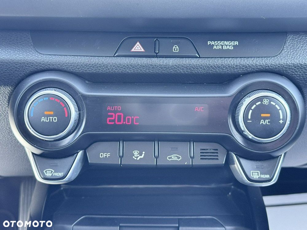 Kia Rio 1.4 XL - 24