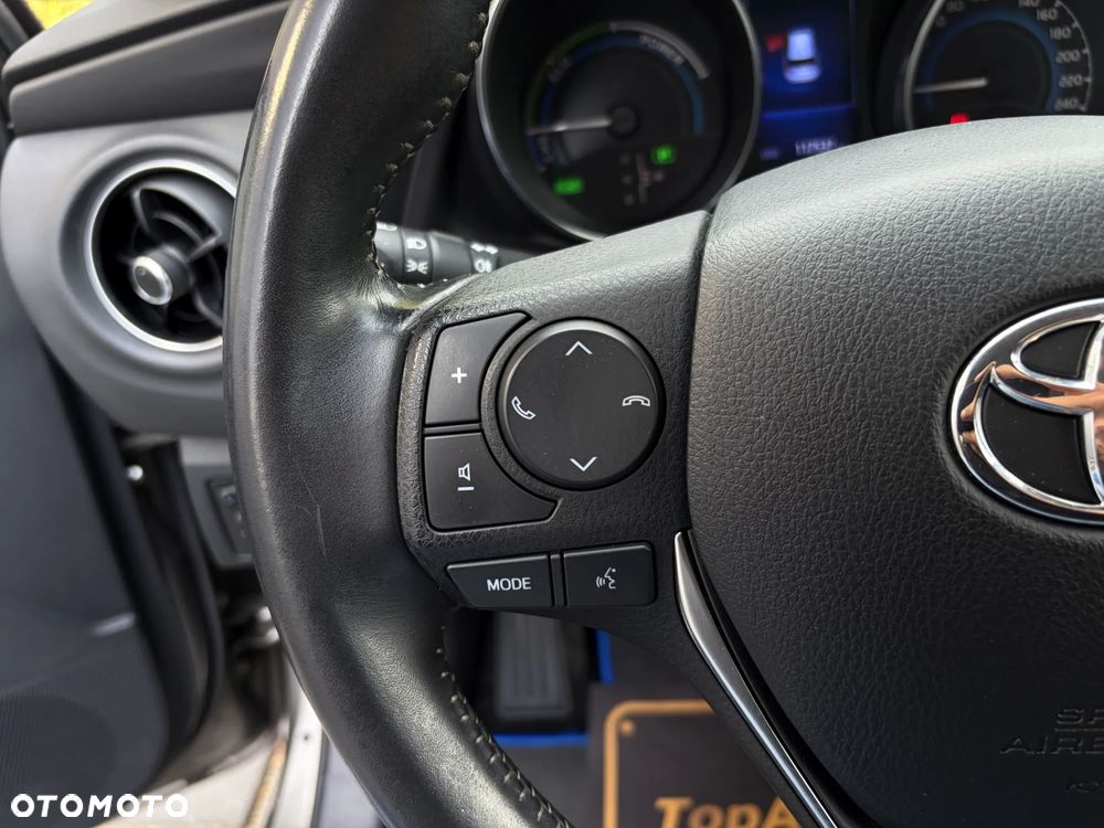 Toyota Auris - 23