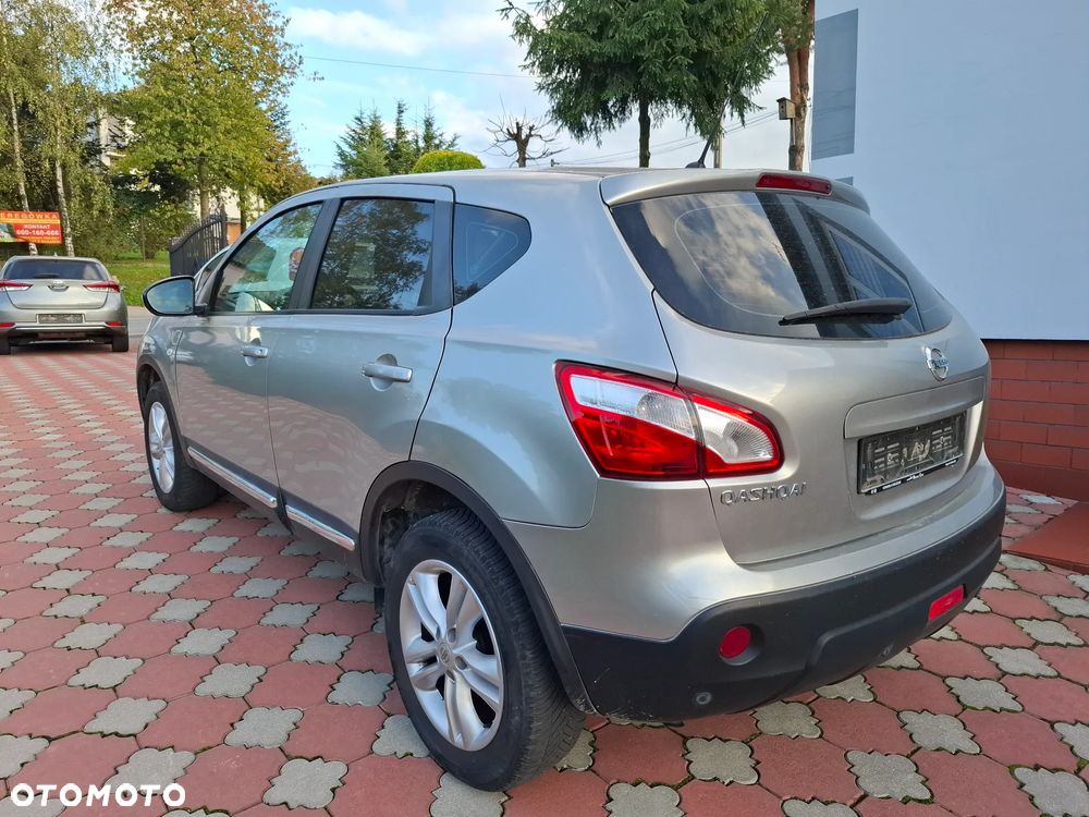 Nissan Qashqai 1.6 visia - 7
