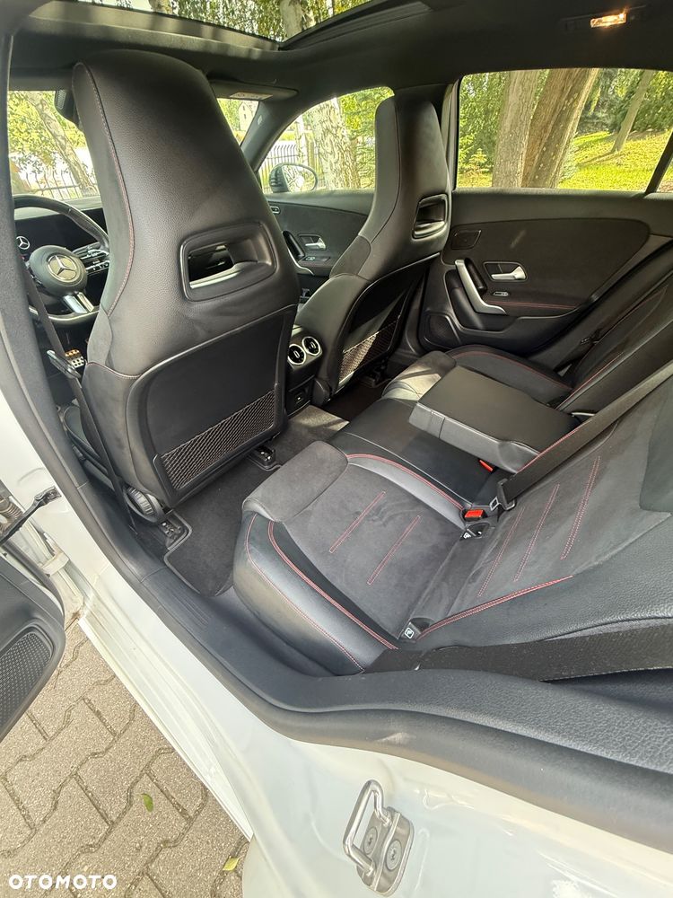 Mercedes-Benz Klasa A 250 4Matic 8G-DCT AMG Line Advanced - 32
