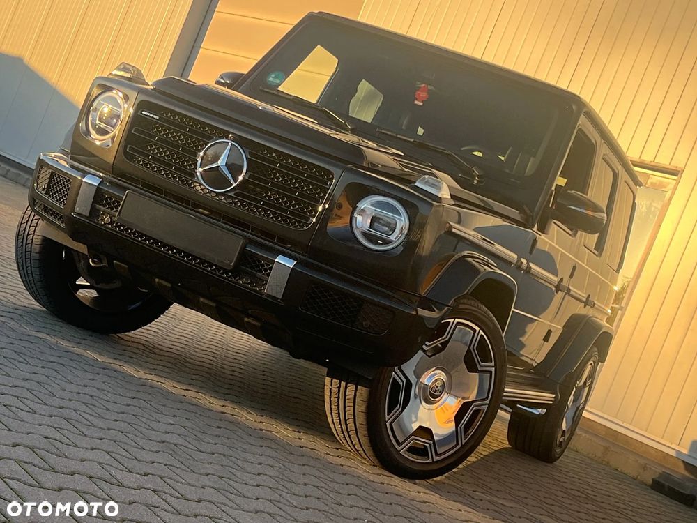 Mercedes-Benz Klasa G AMG 63 Stronger Than Time Edition - 4