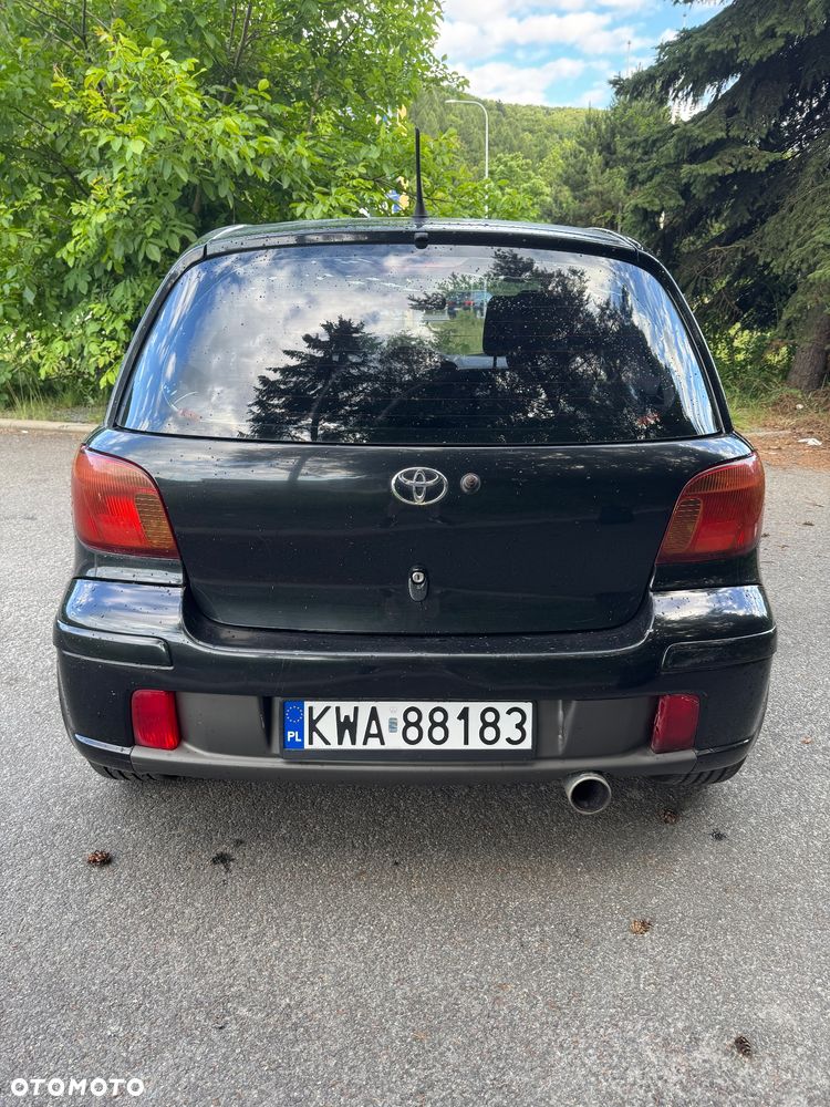 Toyota Yaris - 6