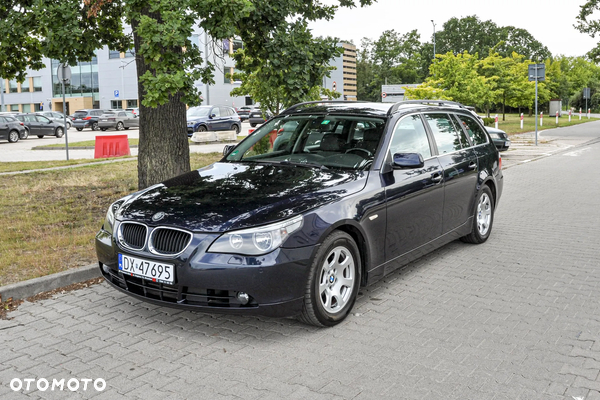 BMW Seria 5 525i Touring