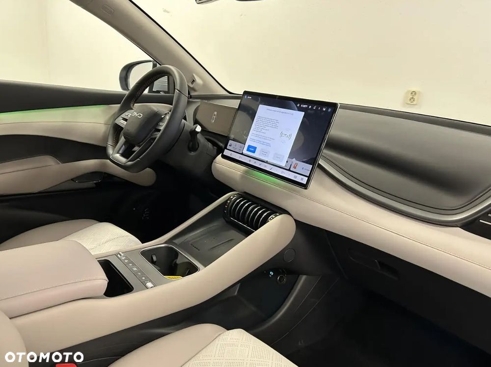 BYD Atto 3 - 13