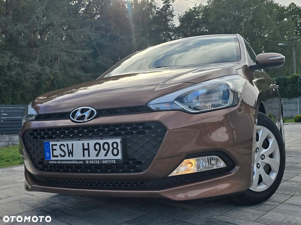 Hyundai i20 1.2 Passion - 11