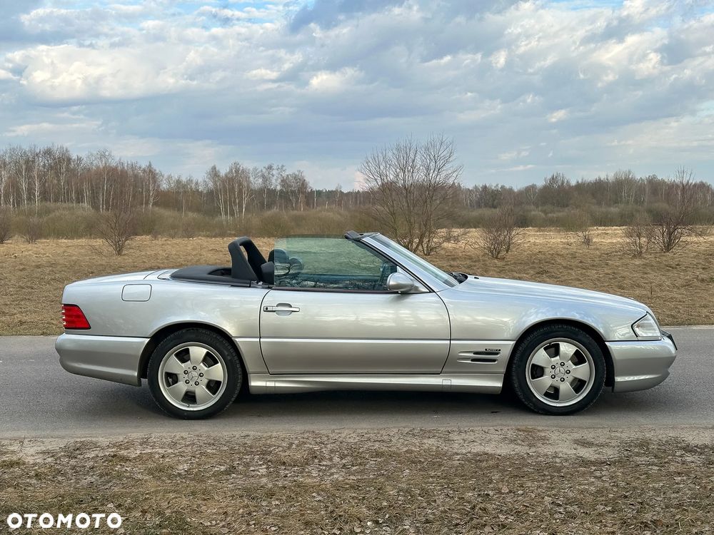 Mercedes-Benz SL - 13