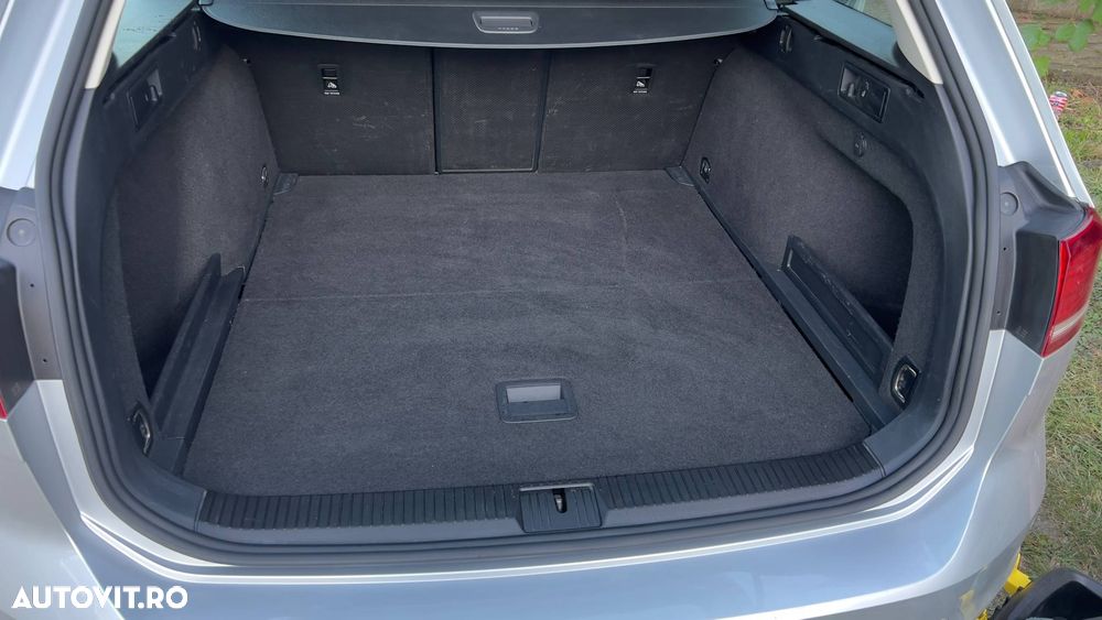 Volkswagen Passat - 5