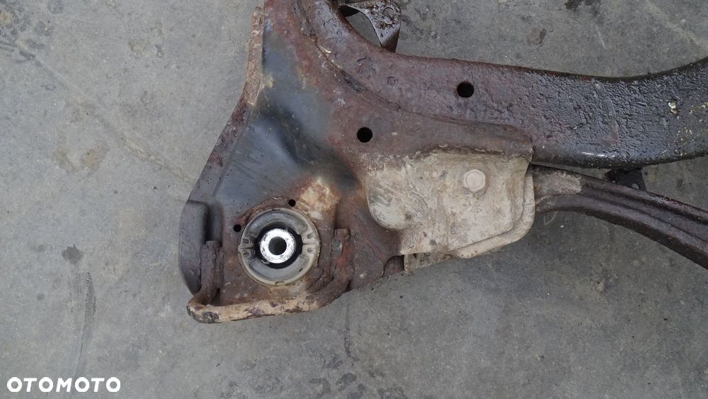 SANKI WÓZEK KOŁYSKA HONDA ACCORD VII 2.0 - 8