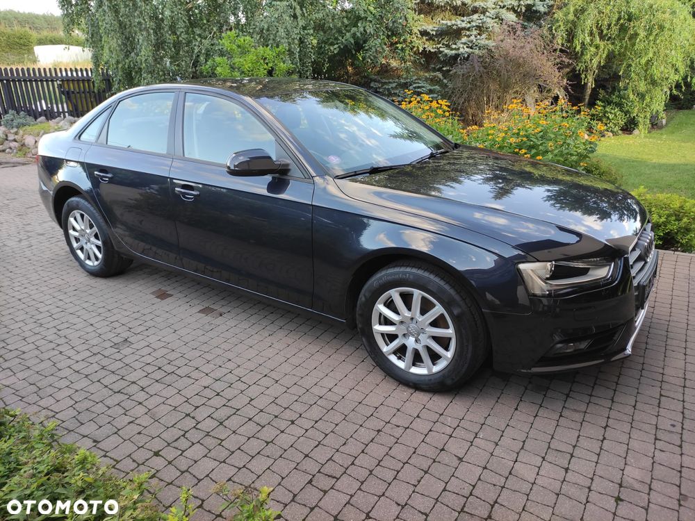 Audi A4 Limousine 2.0 TFSI Limited Edition - 3