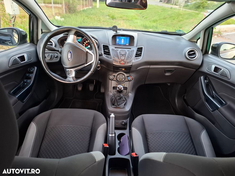 Ford Fiesta 1.0 EcoBoost S&S TITANIUM - 15