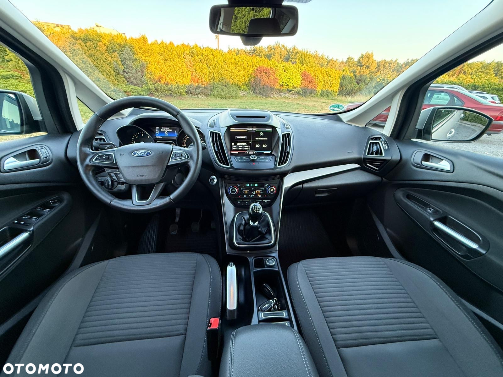 Ford C-MAX 2.0 TDCi Start-Stop-System Titanium - 24