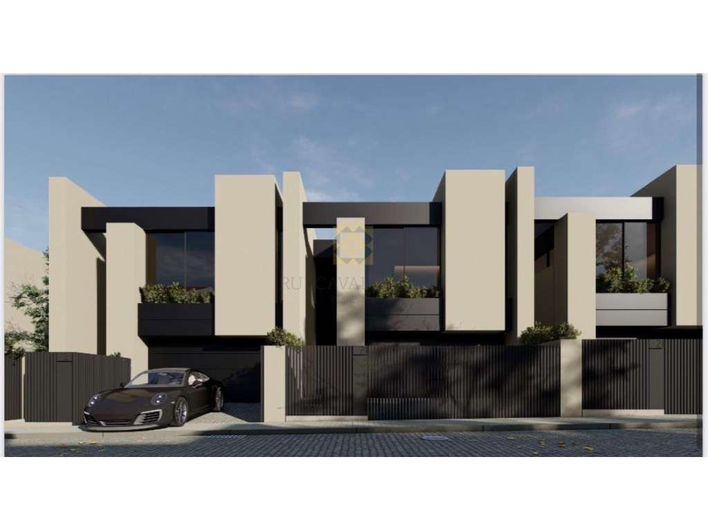 Moradia T3 de 3 frentes com garagem e jardim privativo em Gondomar - Grande imagem: 2/12