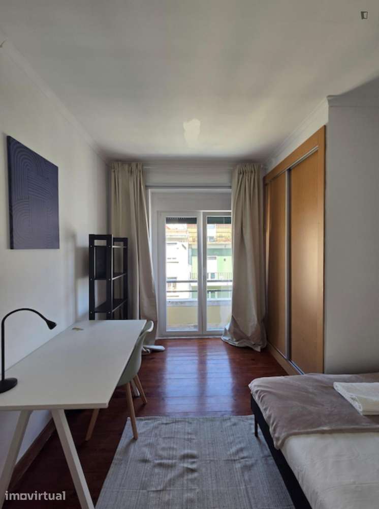 Quarto - localizado em Arroios Lisbon - Grande imagem: 2/26