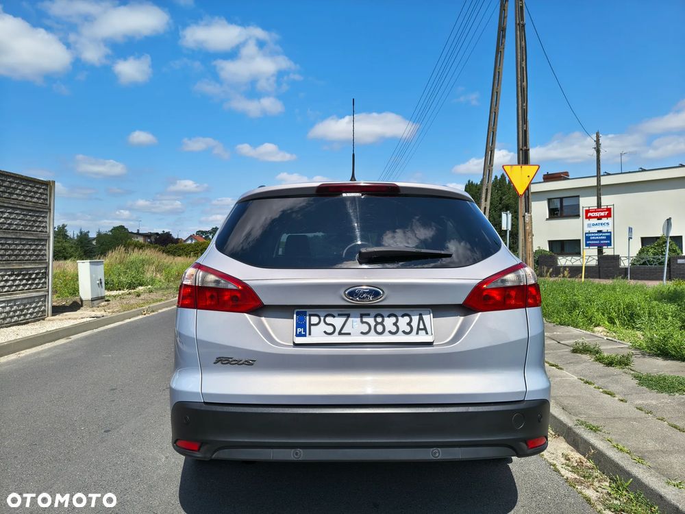 Ford Focus - 8