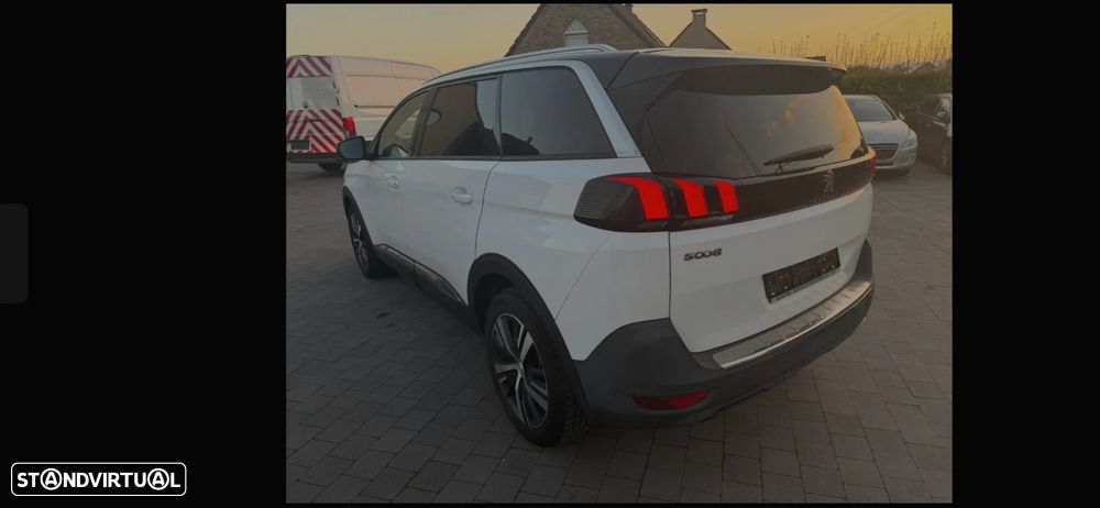 Peugeot 5008 PureTech 130 Allure - 3