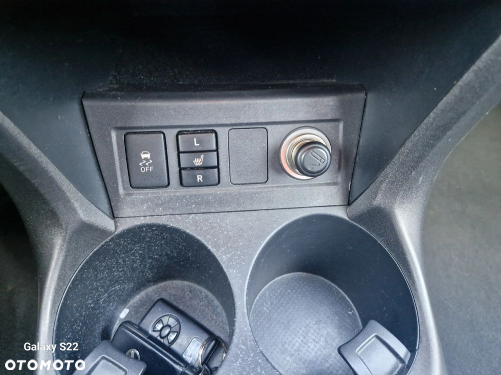 Toyota RAV4 2.0 VVT-i Prestige NAVI MS - 25