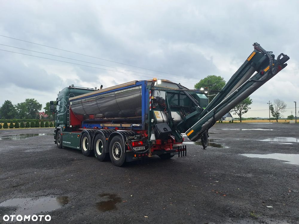 Scania R490 LB 8x4 - 4