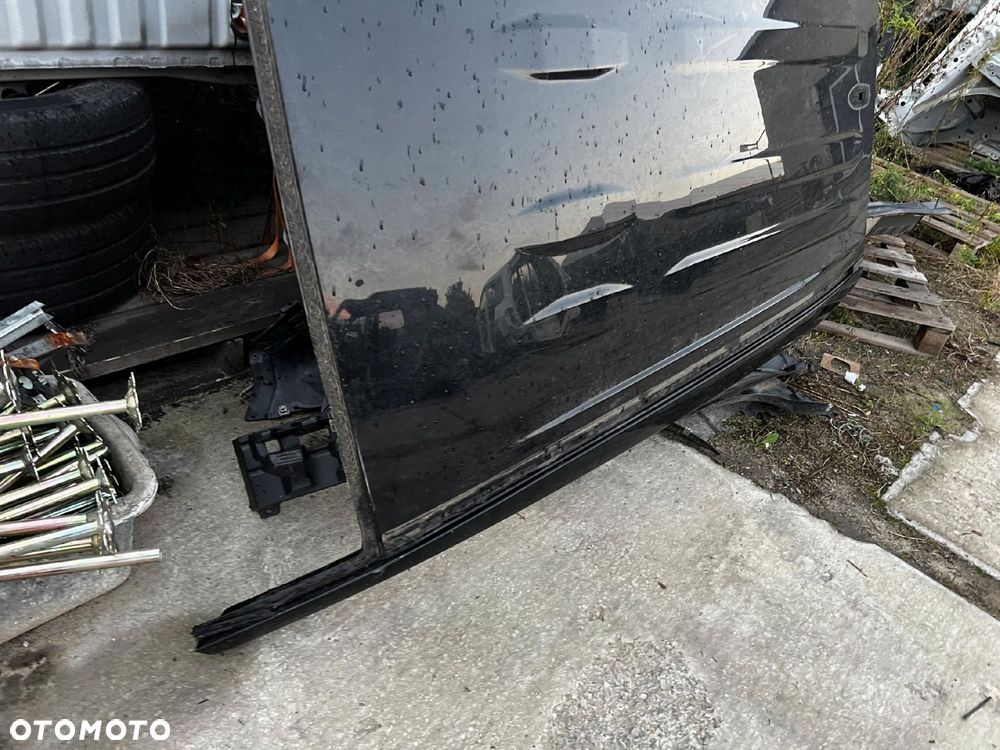 ĆWIARTKA DACH POSZYCIE DACHU SŁUPKI TOYOTA RAV4 V 218 - 4