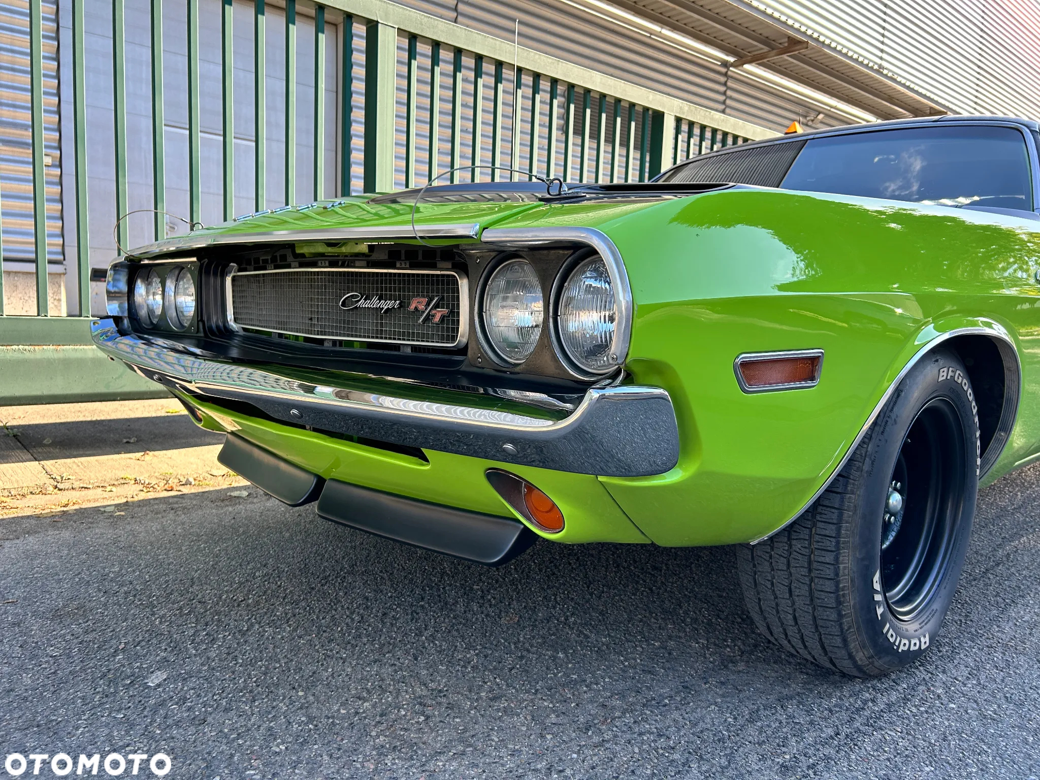 Dodge Challenger - 23