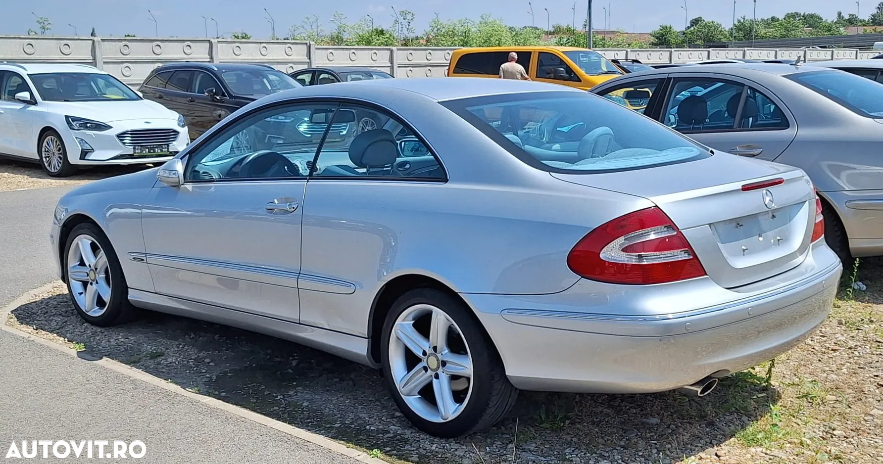 Mercedes-Benz CLK Coupe 200 Kompressor Automatik Avantgarde - 4