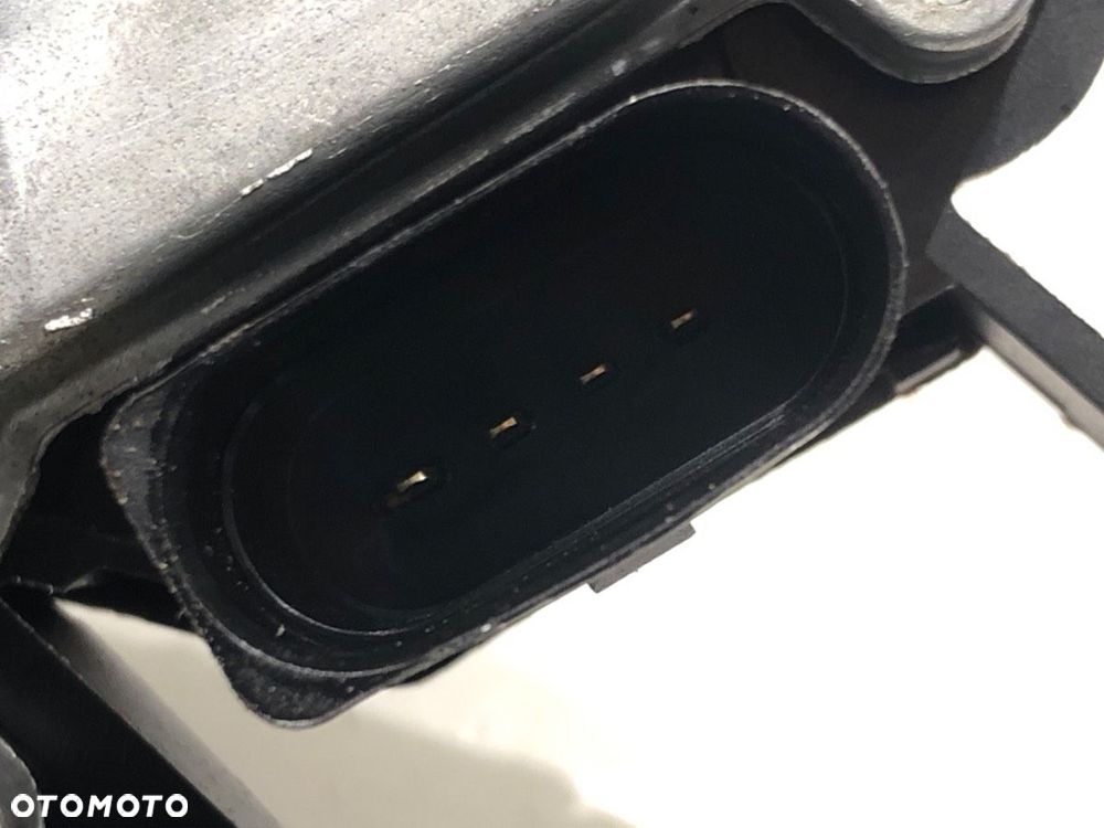 SILNIK WYCIERACZEK TYŁ - 51.00 PLN - VW PASSAT B8 Variant (3G5, CB5) 2014 - 2022 2.0 TDI 110 kW - 4