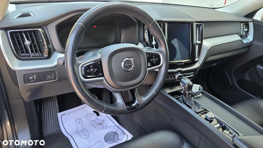 Volvo XC 60 D4 AWD Momentum - 21