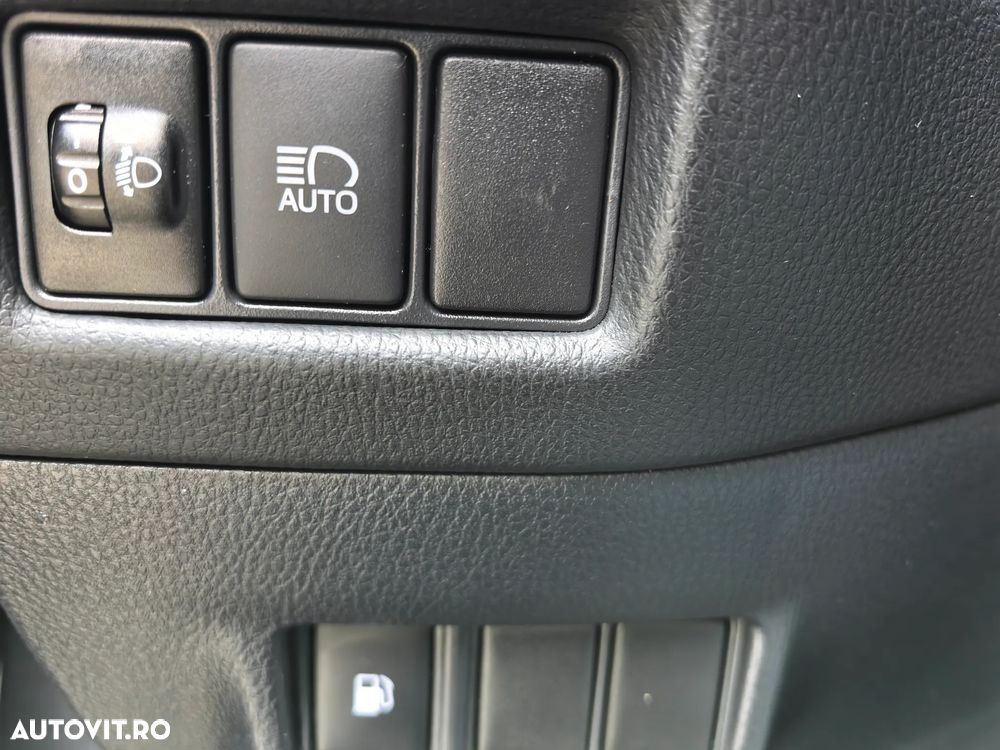 Toyota C-HR Hybrid Business-Edition - 21