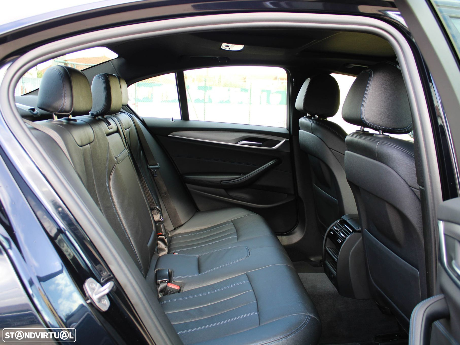 BMW 520 d Pack M - 57