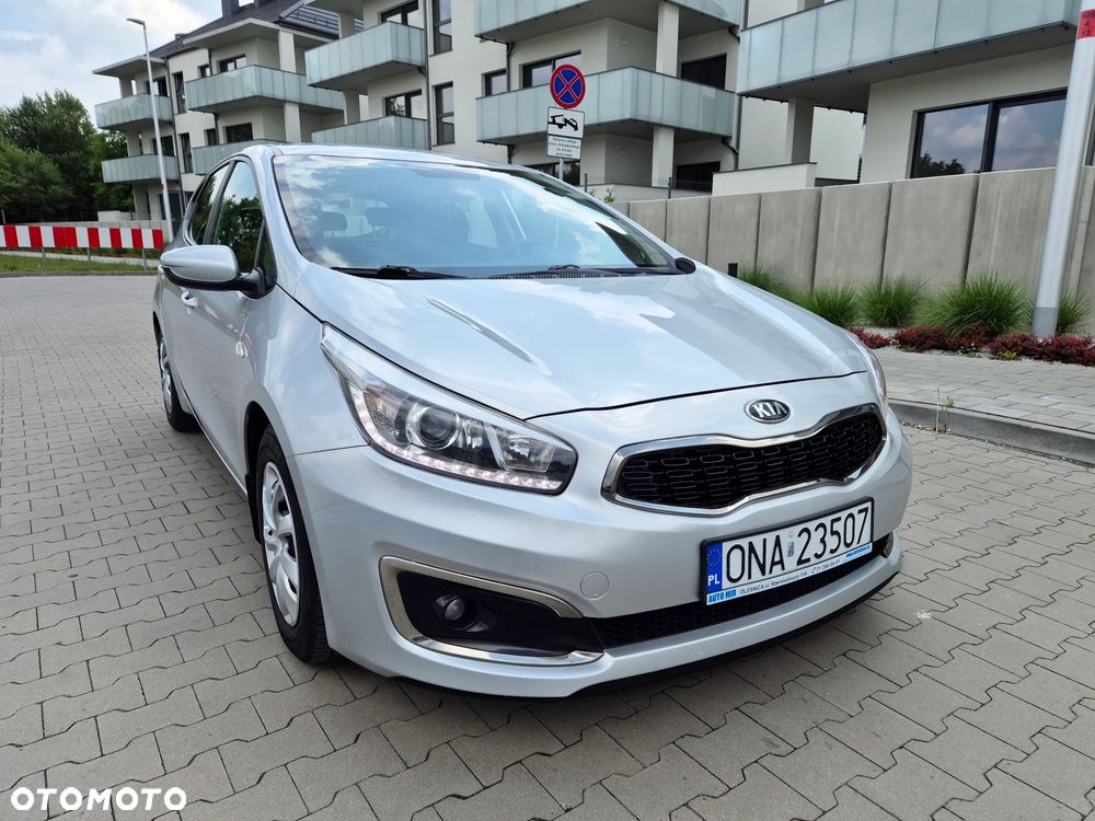 Kia Ceed 1.6 GDI M - 1
