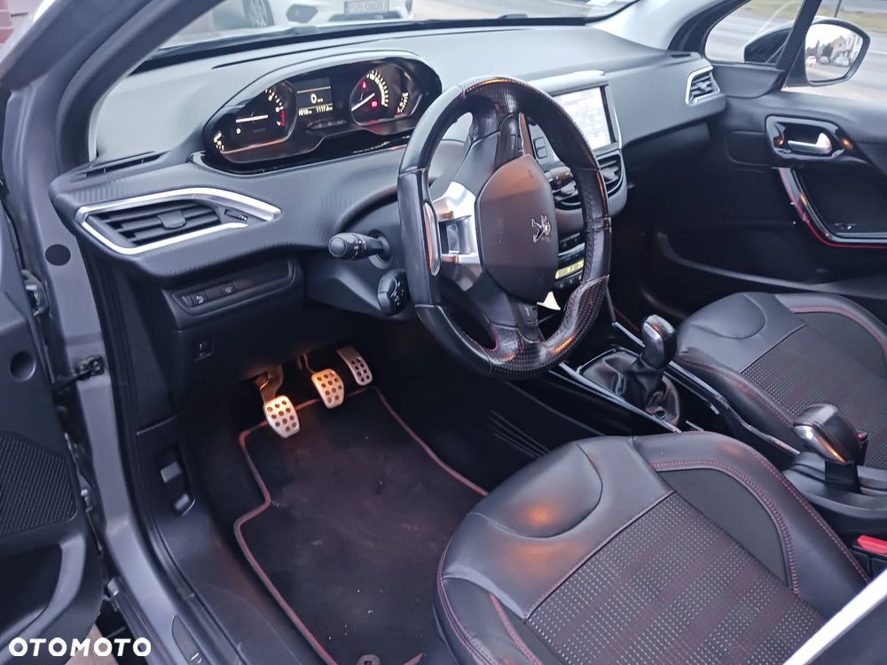 Peugeot 2008 PureTech 110 Stop&Start GT-Line Edition - 11