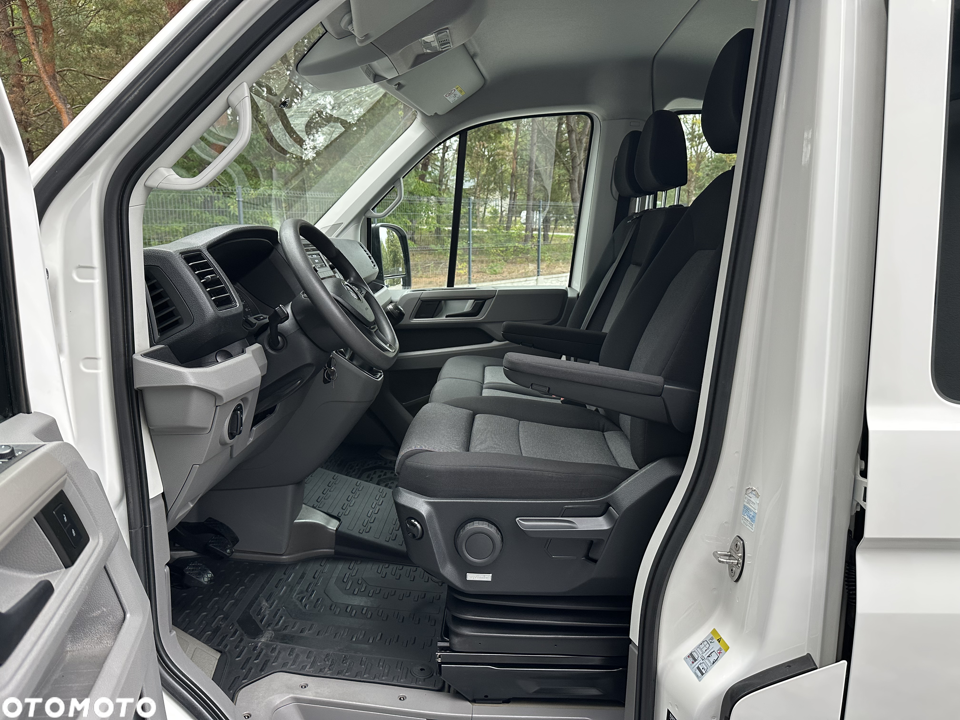 Volkswagen Crafter DOKA 7 osób / Skrzynia 3.5m / Gwarancja producenta do 07.2026 lub 200.000km / Salon PL / Serwisowany tylko w ASO VW / Pełna dokumentacja / 1 właściciel / FV23% - 36