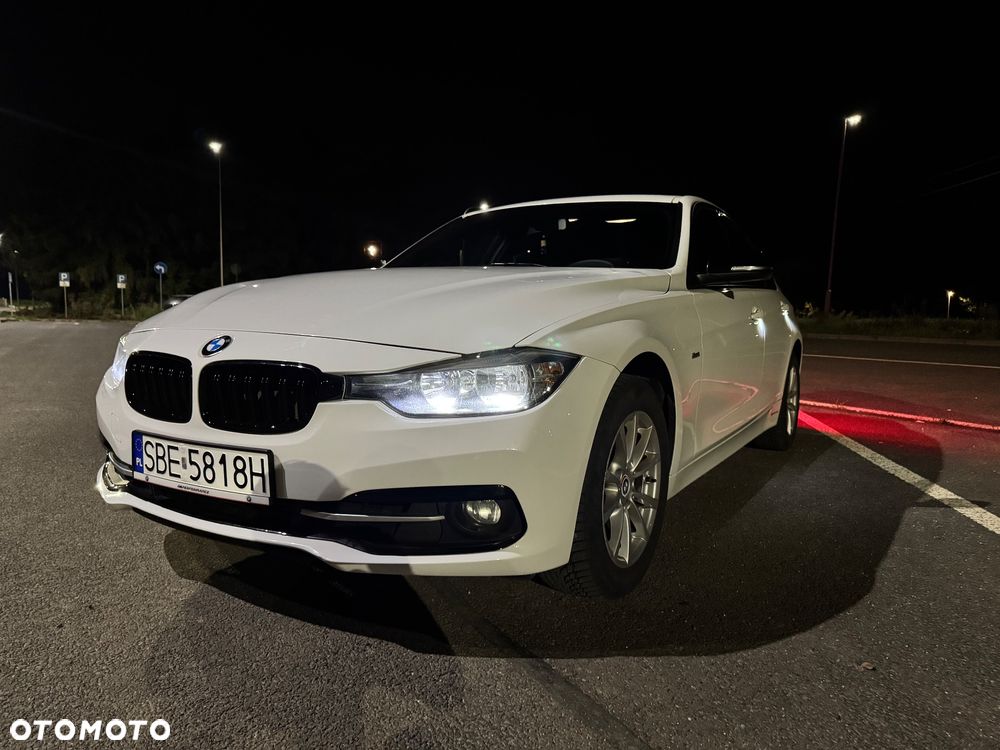 BMW Seria 3 320i Sport Line - 10