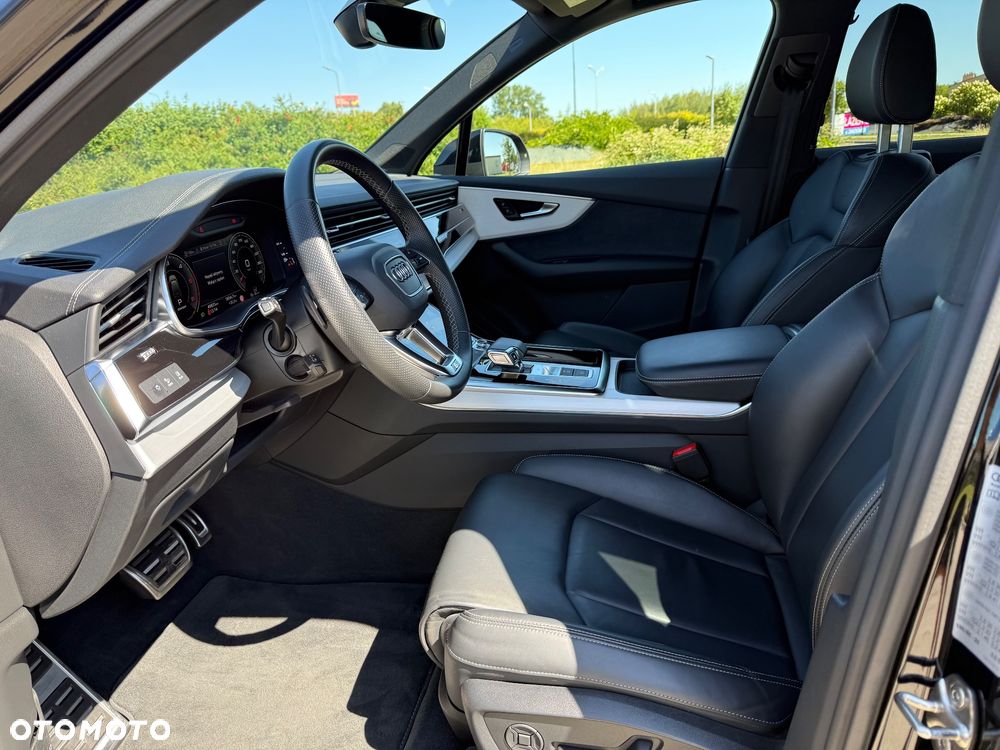 Audi Q7 50 TDI mHEV Quattro Black Edition Tiptr - 11