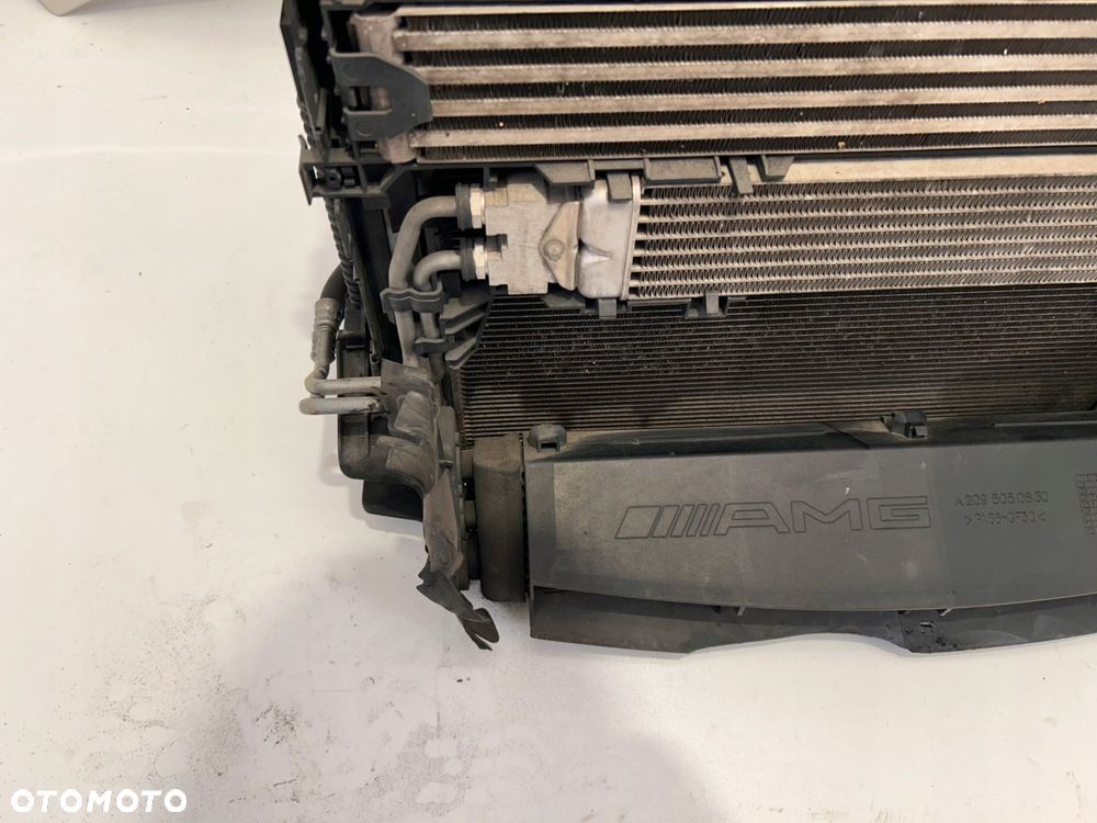 MERCEDES W204 C63 AMG KOMPLET CHŁODNIC WENTYLATOR - 15