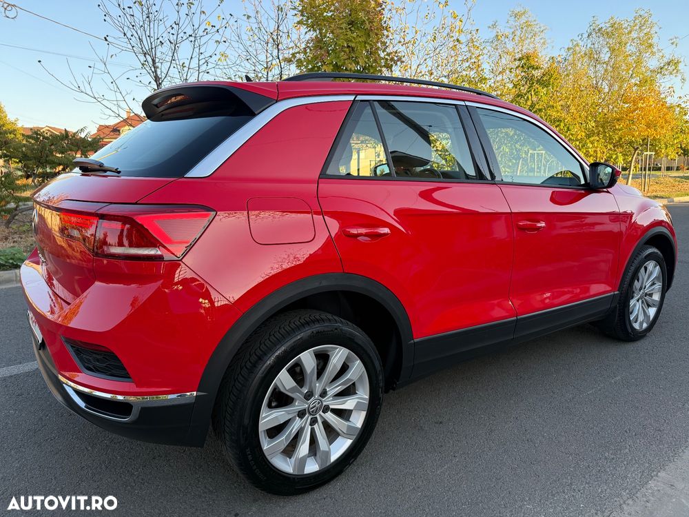 Volkswagen T-Roc - 15