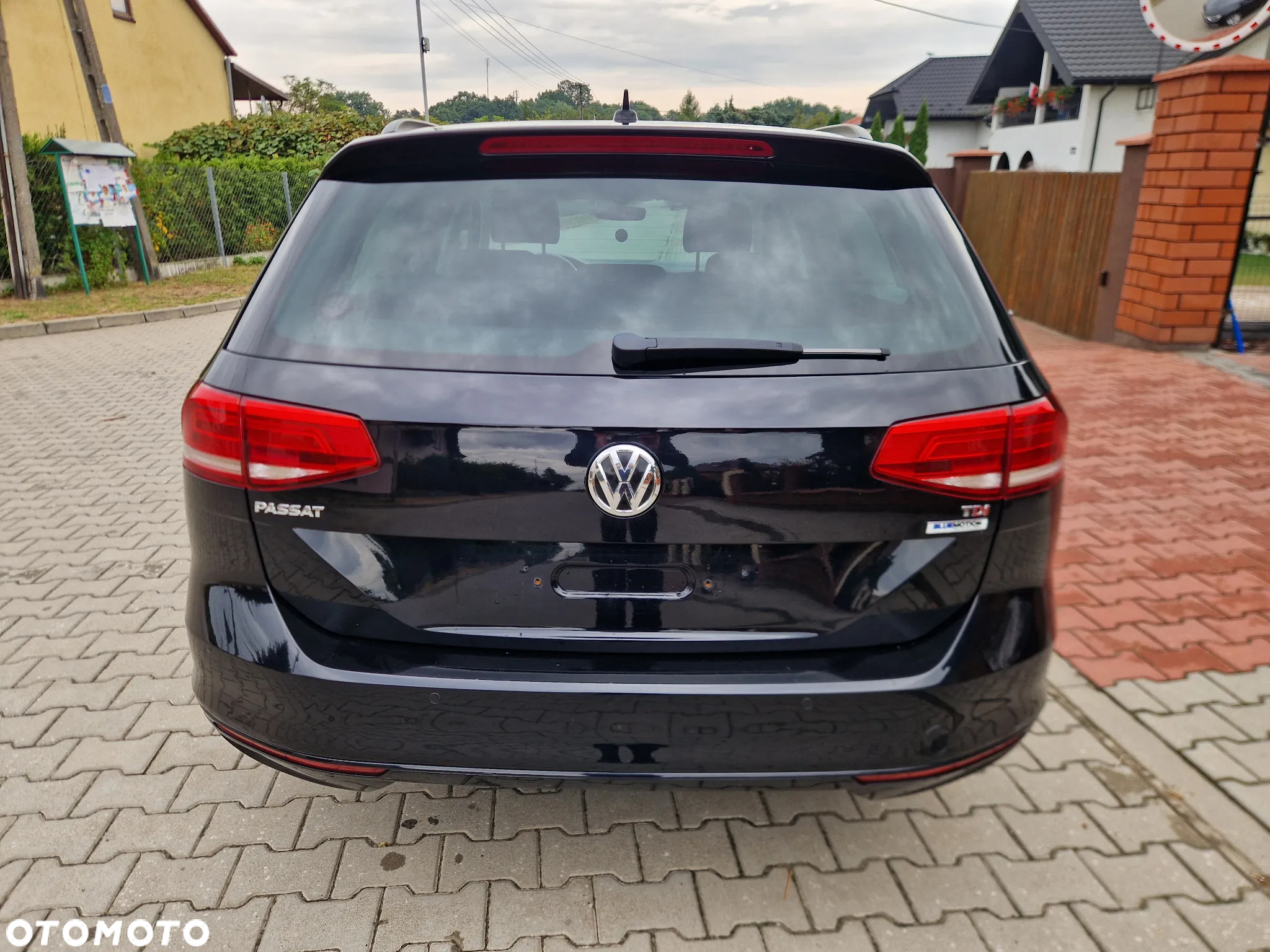 Volkswagen Passat 1.6 TDI BMT Comfortline - 5